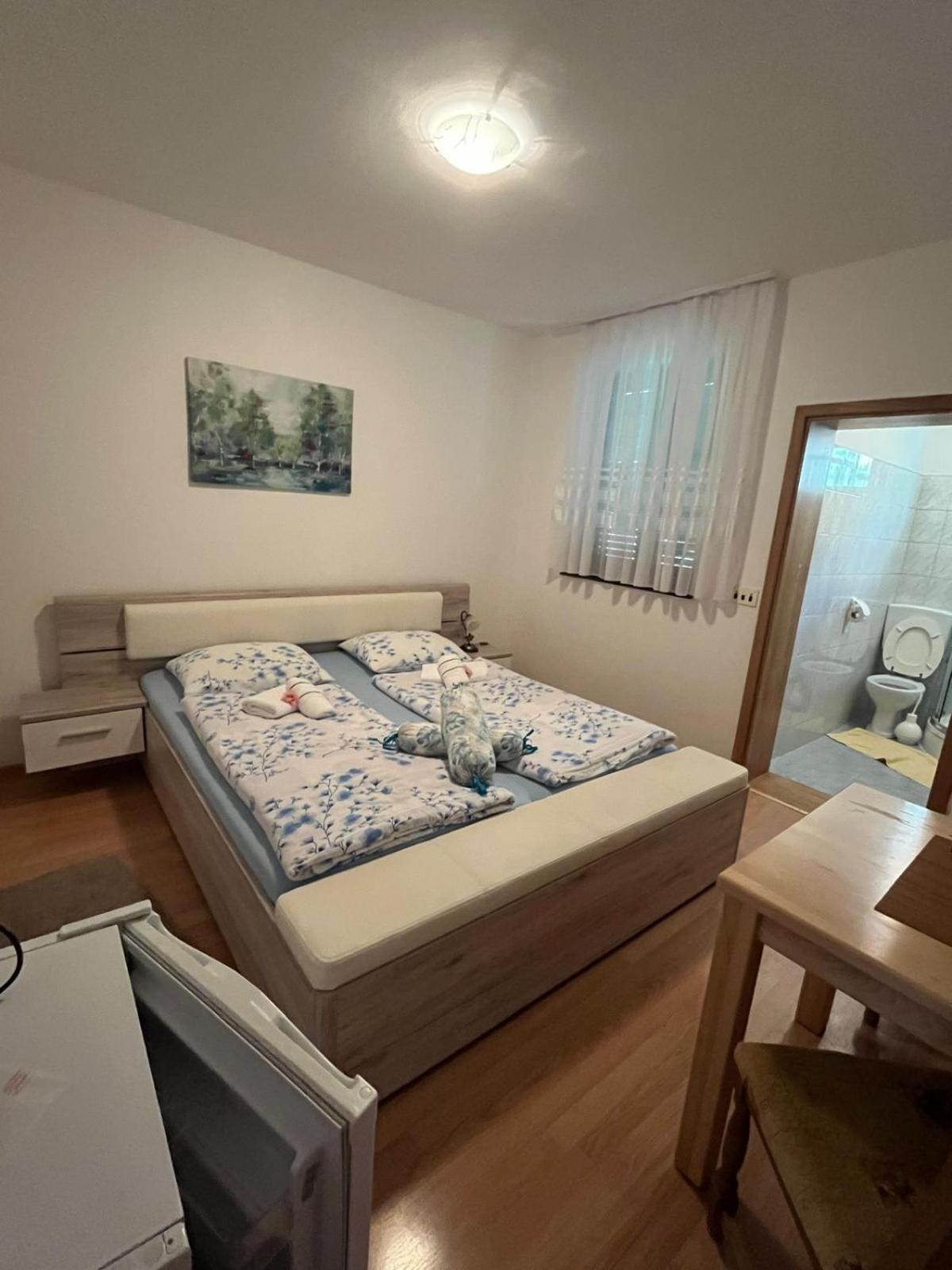 Guest House Stefanija โพลยานัค ภายนอก รูปภาพ