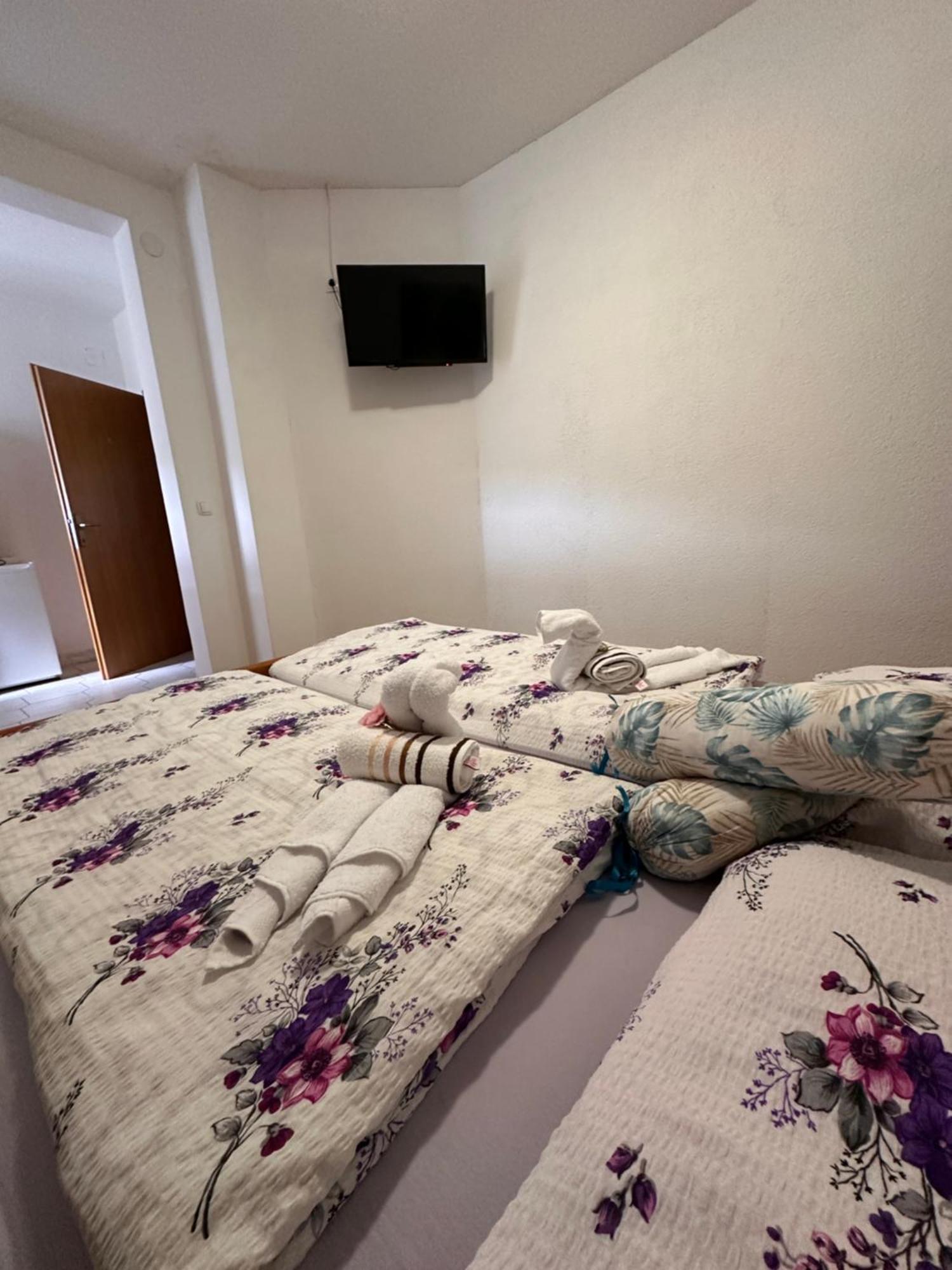 Guest House Stefanija โพลยานัค ภายนอก รูปภาพ